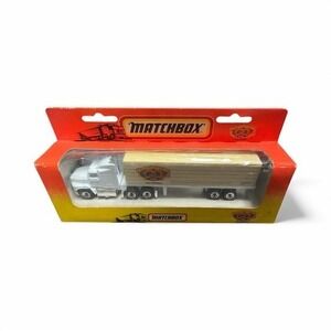 NEW 1996 Matchbox Super Rig‎ White Tractor Trailer Soft Pretzels Toy Truck